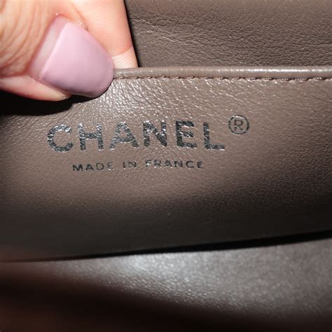 how do you know if your chanel bag is authentic